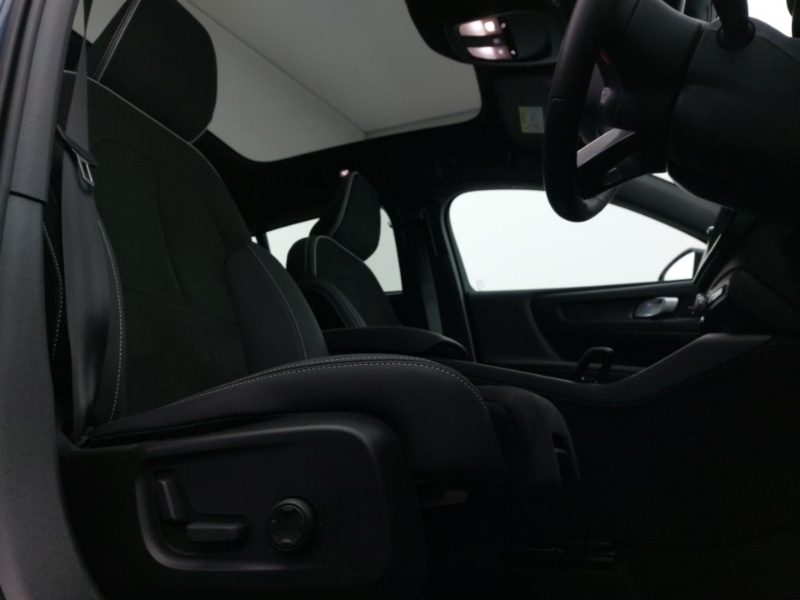 Used Volvo C40 2022 for sale - 76893601: Photo 12