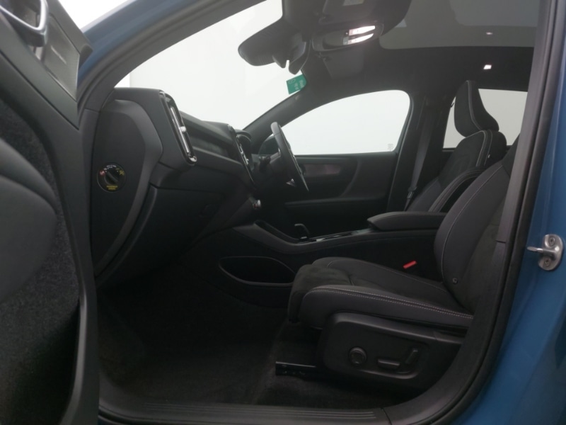 Used Volvo C40 2022 for sale - 76893601: Photo 5