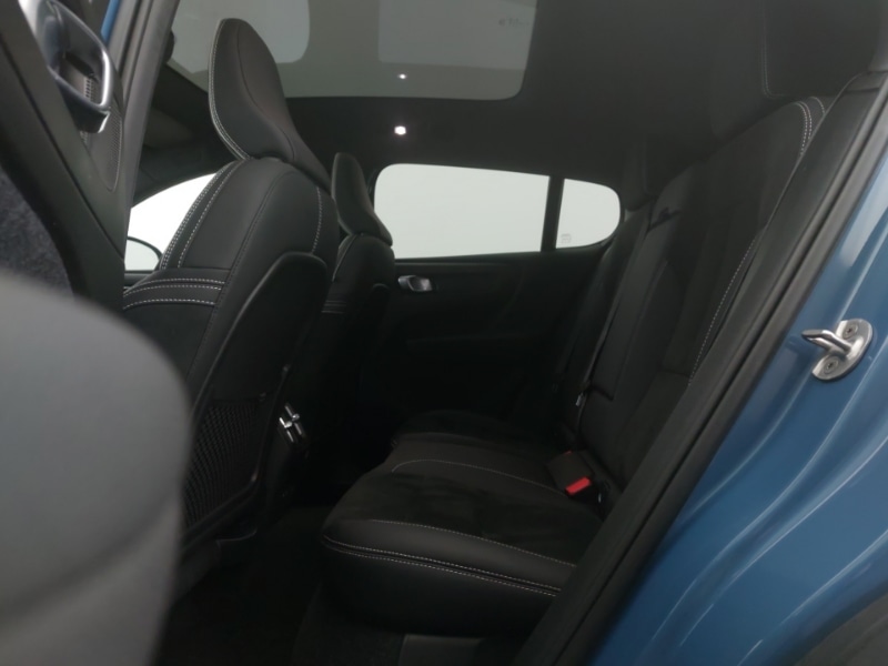 Used Volvo C40 2022 for sale - 76893601: Photo 6