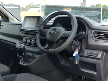 Used Renault Trafic 2024 for sale - 78821556: Photo