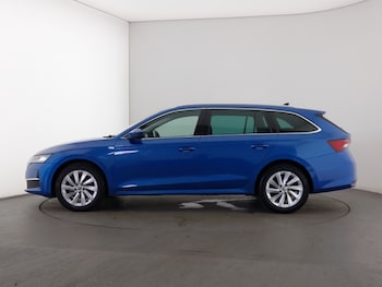 Used Skoda Octavia 2024 for sale - 78960395: Photo
