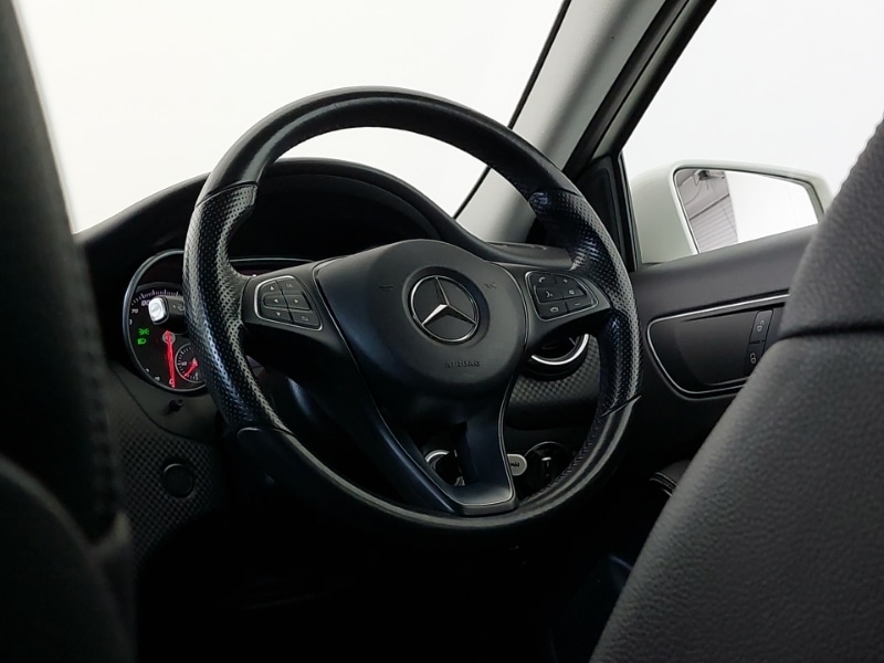 Used Mercedes-Benz A-Class 2015 for sale - 77419026: Photo 10