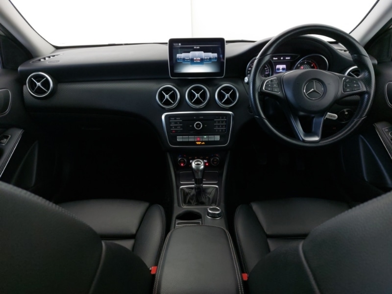 Used Mercedes-Benz A-Class 2015 for sale - 77419026: Photo 2