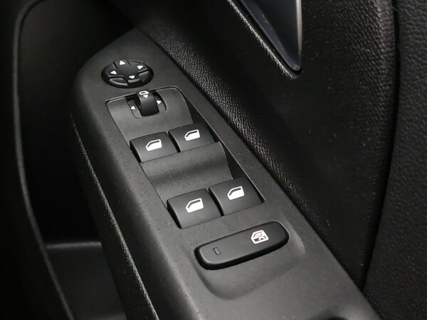 Used Vauxhall Corsa 2022 for sale - 76177964: Photo 18