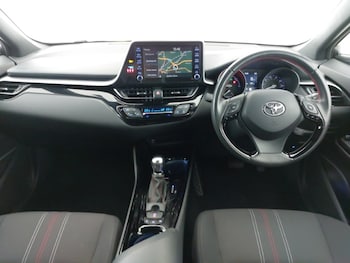 Used Toyota C-HR 2021 for sale - 75640769: Photo