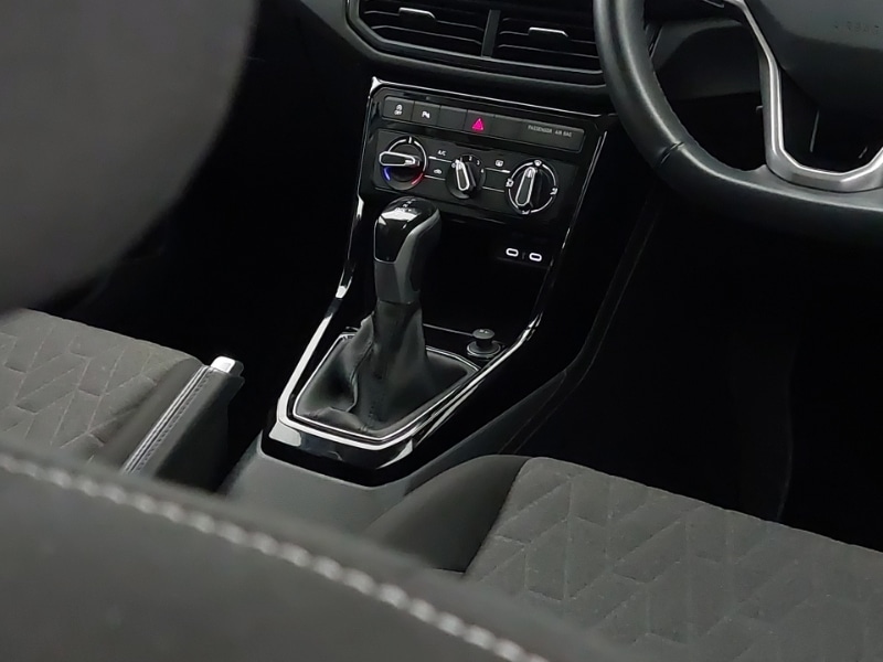 Used Volkswagen T-Cross 2024 for sale - 77028516: Photo 11