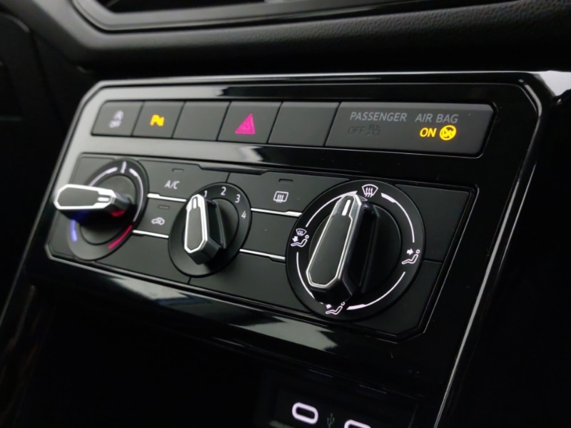 Used Volkswagen T-Cross 2024 for sale - 77028516: Photo 16