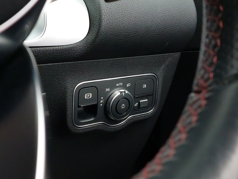 Used Mercedes-Benz EQB 2022 for sale - 76885418: Photo 14