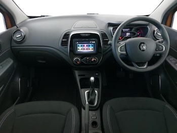Used Renault Captur 2019 for sale - 76651745: Photo