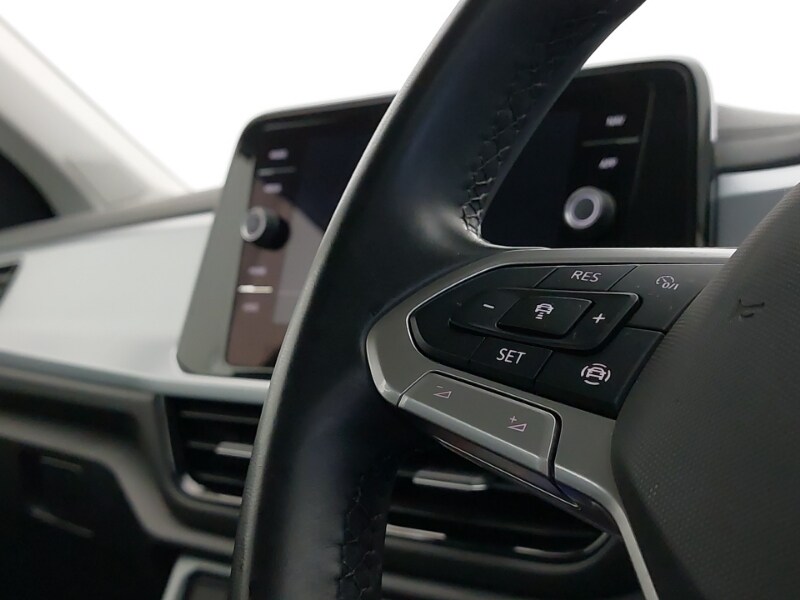 Used Volkswagen T-Roc 2023 for sale - 77716641: Photo 15