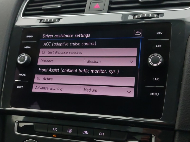 Used Volkswagen Golf 2018 for sale - 77751141: Photo 18