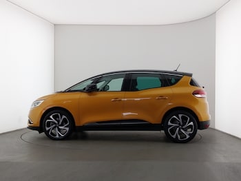 Used Renault Scenic 2017 for sale - 75442470: Photo