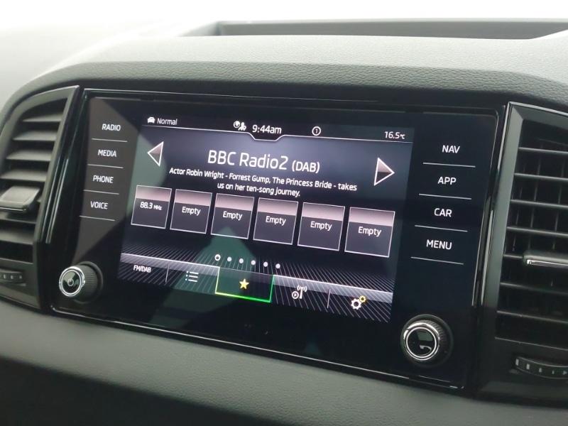 Used Skoda Karoq 2024 for sale - 77119081: Photo 17