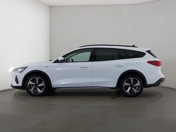 Used Ford Focus 2023 for sale - 79243126: Photo