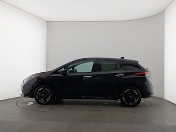 Used Nissan Leaf 2022 for sale - 76195435: Photo