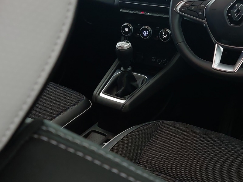 Used Renault Captur 2022 for sale - 77265297: Photo 11