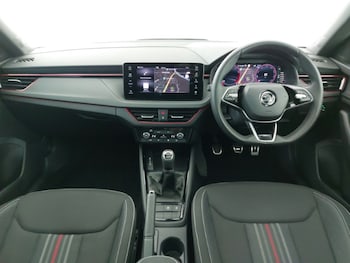 Used Skoda Kamiq 2024 for sale - 76053552: Photo 2
