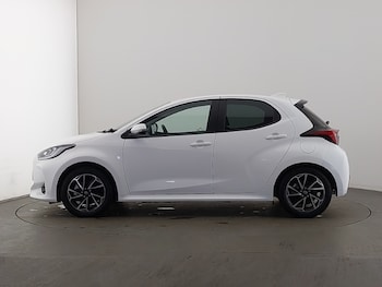 Used Toyota Yaris 2023 for sale - 78735574: Photo
