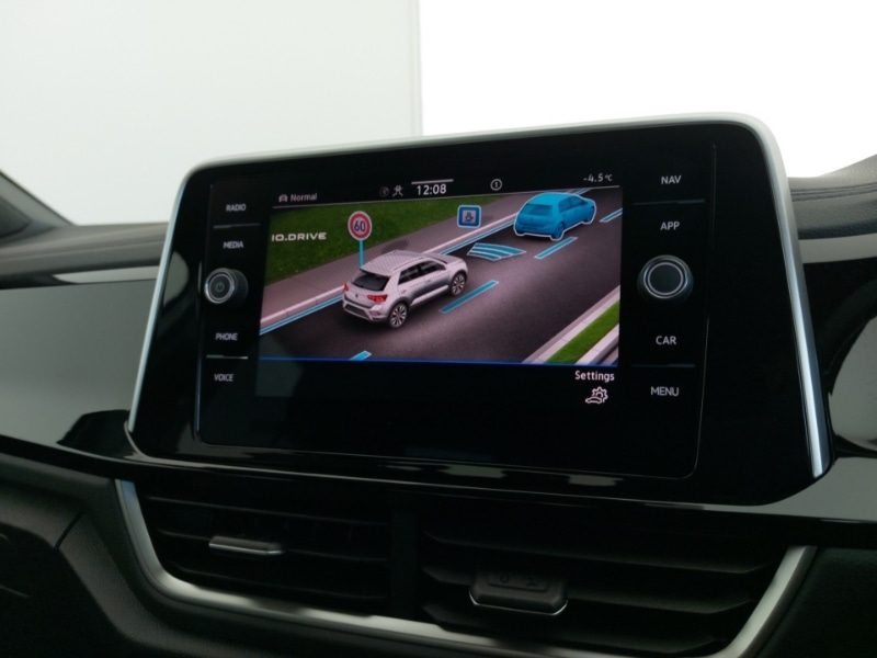 Used Volkswagen T-Roc 2025 for sale - 77105520: Photo 18