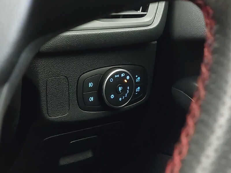 Used Ford Focus 2020 for sale - 76567063: Photo 13