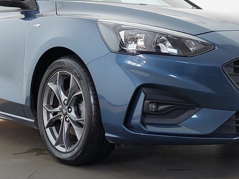 Used Ford Focus 2020 for sale - 76567063: Photo 9