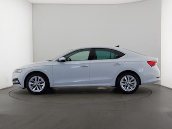 Used Skoda Octavia 2023 for sale - 79420486: Photo