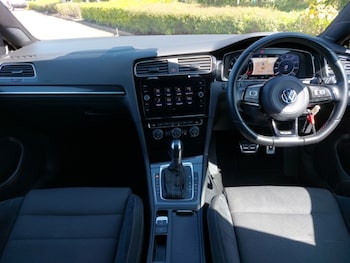 Used Volkswagen Golf 2019 for sale - 78355167: Photo