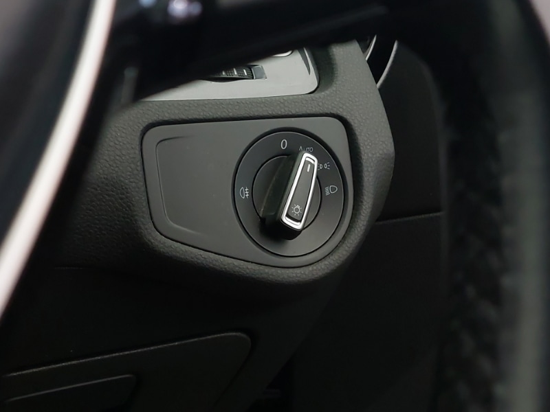 Used Volkswagen Golf 2018 for sale - 76450947: Photo 13