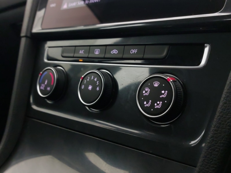 Used Volkswagen Golf 2018 for sale - 76450947: Photo 16