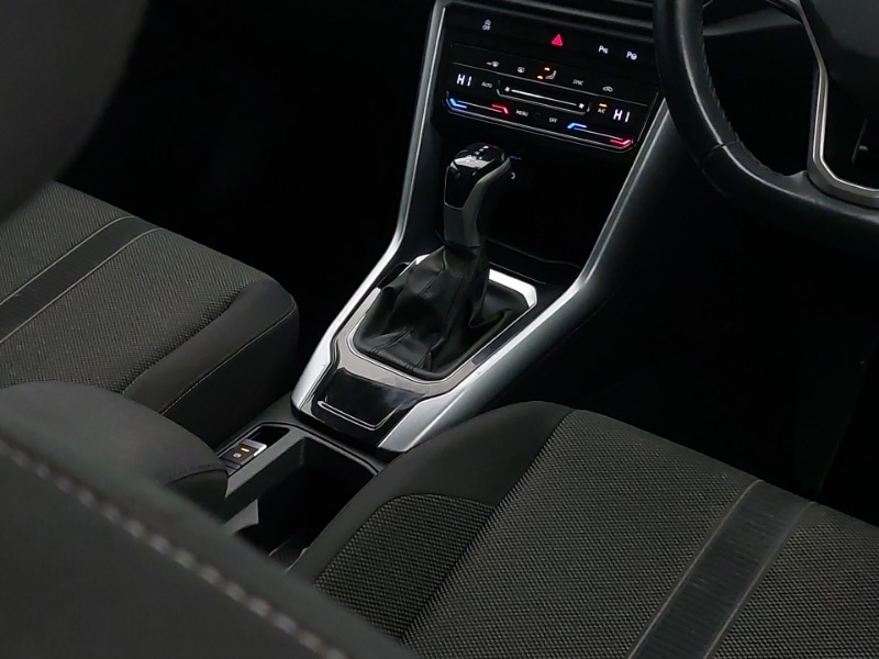 Used Volkswagen T-Roc 2023 for sale - 76785519: Photo 11