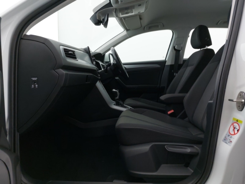 Used Volkswagen T-Roc 2023 for sale - 76785519: Photo 5