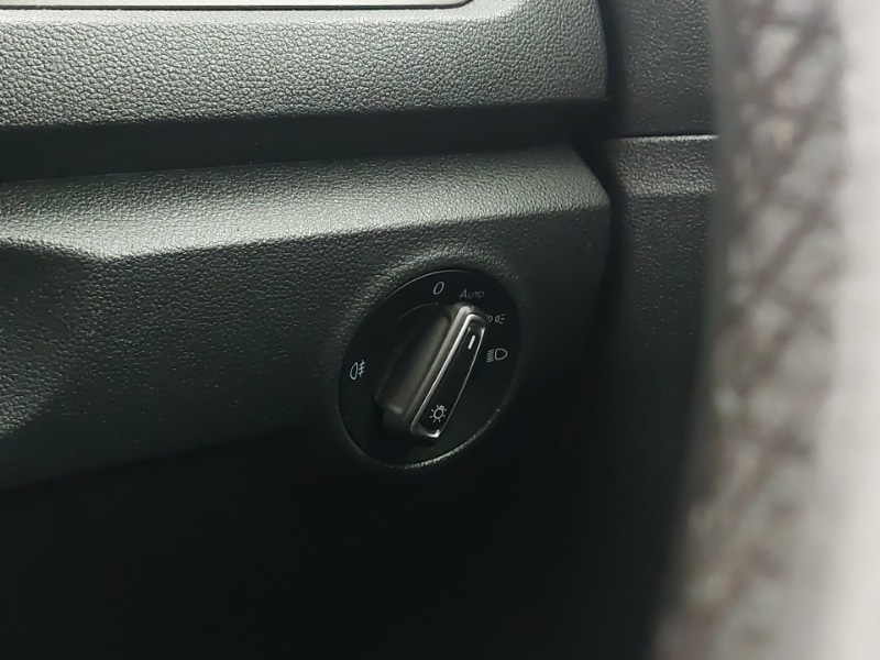 Used Volkswagen T-Roc 2019 for sale - 76839108: Photo 12