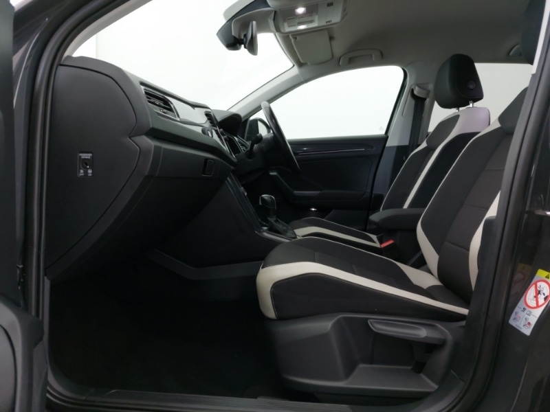 Used Volkswagen T-Roc 2019 for sale - 76613997: Photo 5