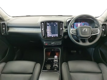 Used Volvo XC40 2024 for sale - 76130196: Photo