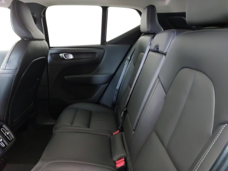 Used Volvo XC40 2024 for sale - 76130196: Photo 6