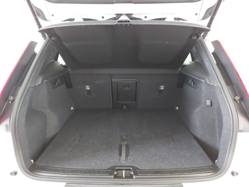 Used Volvo XC40 2024 for sale - 76130196: Photo 8