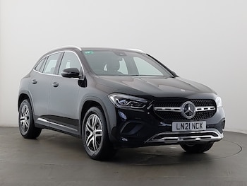 Mercedes-Benz - GLA