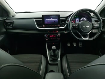 Used Kia Stonic 2023 for sale - 78905774: Photo