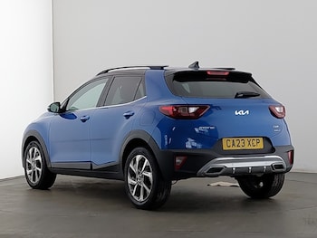 Used Kia Stonic 2023 for sale - 78905774: Photo