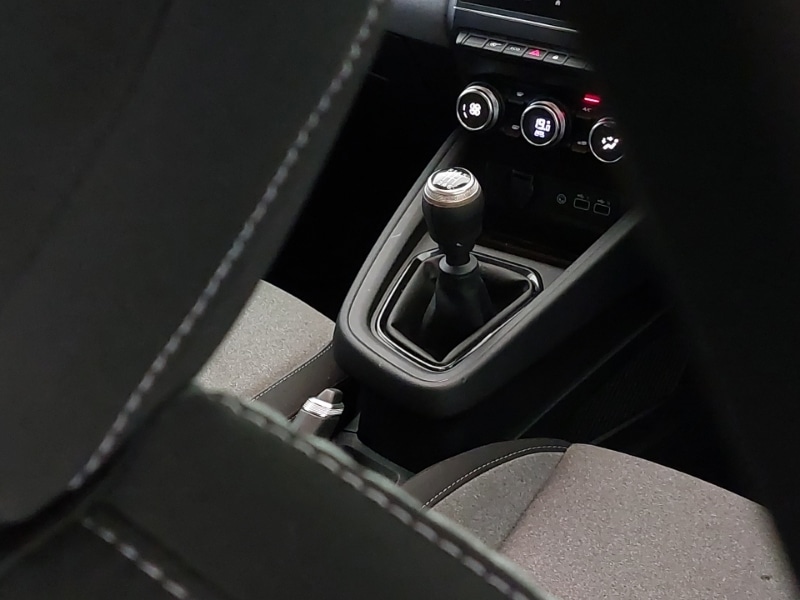 Used Renault Clio 2025 for sale - 77777060: Photo 10