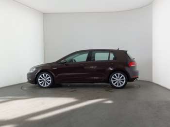 Used Volkswagen Golf 2018 for sale - 74842679: Photo
