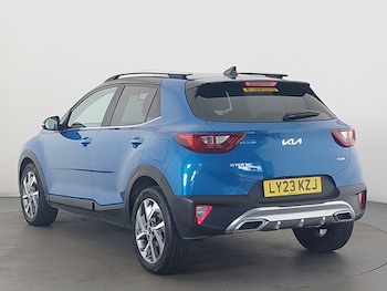 Used Kia Stonic 2023 for sale - 79406978: Photo