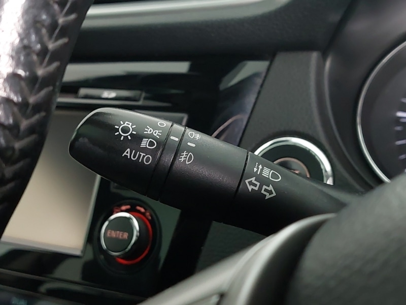 Used Nissan Qashqai 2017 for sale - 76834238: Photo 14