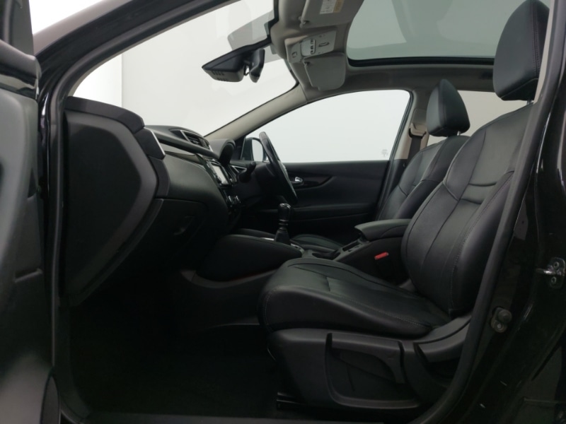 Used Nissan Qashqai 2017 for sale - 76834238: Photo 5