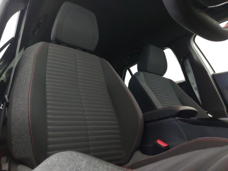 Used Peugeot 2008 2023 for sale - 76947325: Photo 12