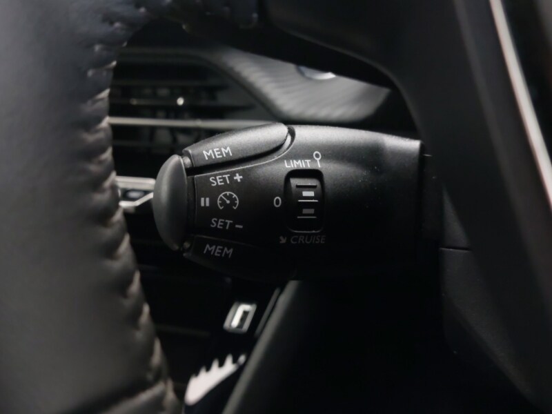 Used Peugeot 2008 2023 for sale - 76947325: Photo 14