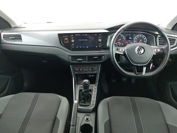 Used Volkswagen Polo 2021 for sale - 75530547: Photo