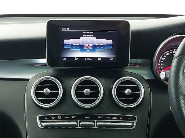Used Mercedes-Benz GLC 2017 for sale - 76160721: Photo 10