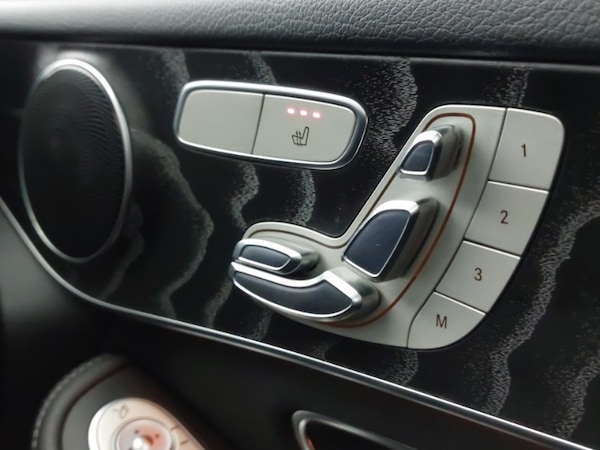 Used Mercedes-Benz GLC 2017 for sale - 76160721: Photo 15