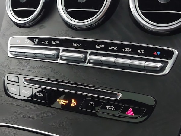 Used Mercedes-Benz GLC 2017 for sale - 76160721: Photo 17